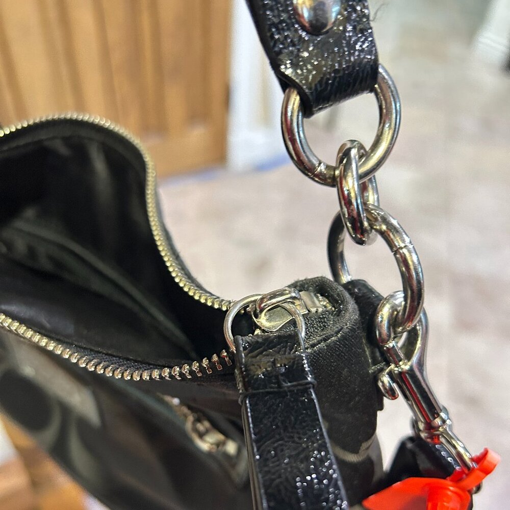 Coach Poppy Signature Convertible Hobo Bag Black Patent Trim Silver Hardware - Picture 6 of 10